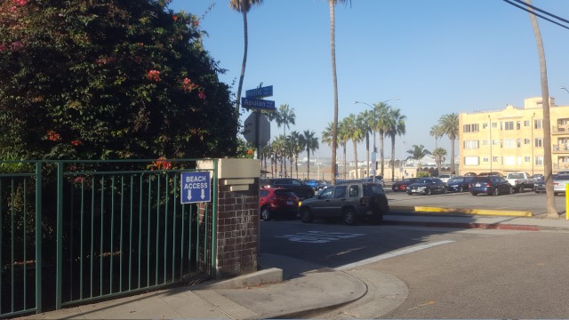 beach access down pacific terrace, outside the loews hotel towards the beach